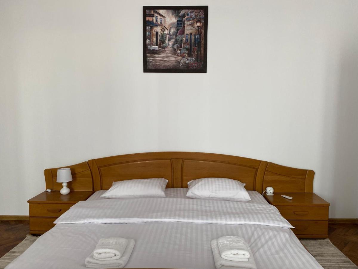 Ely'S Place Sibiu Luaran gambar