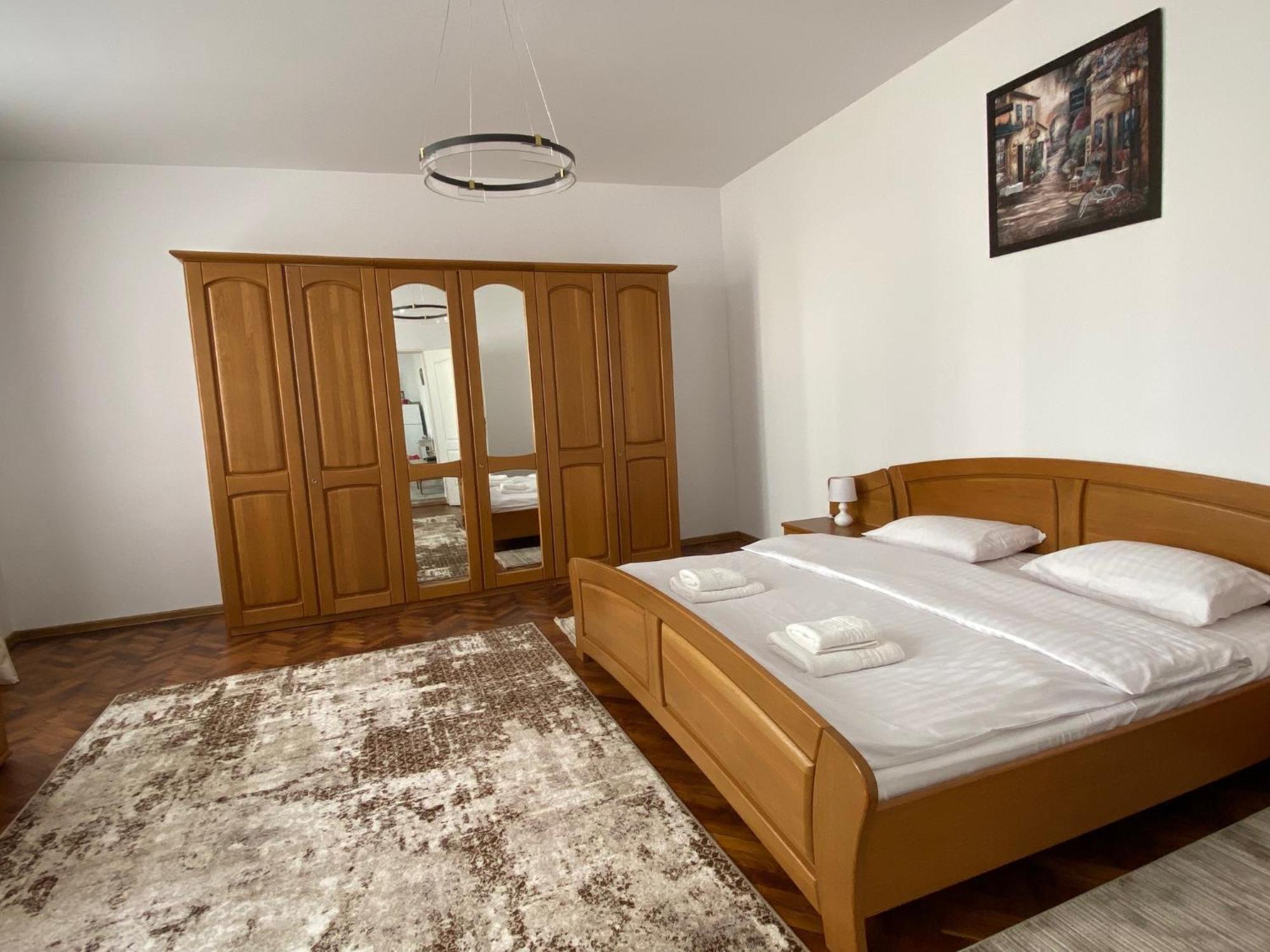 Ely'S Place Sibiu Luaran gambar